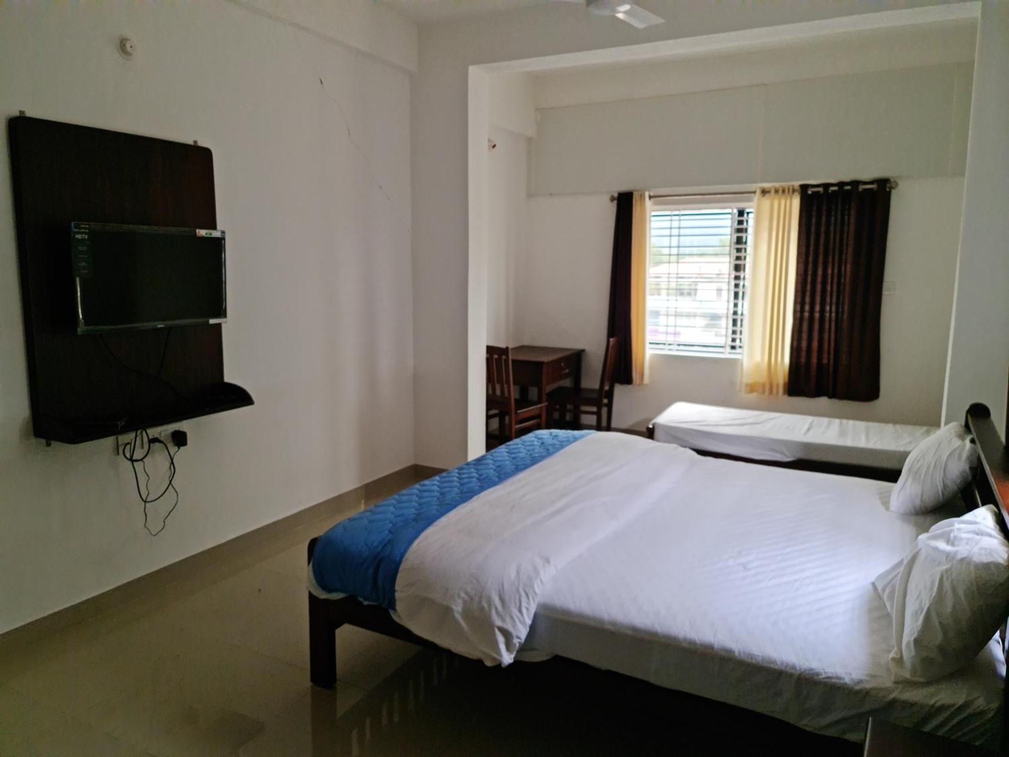 Hotel Blue Rays Bainduru Luaran gambar